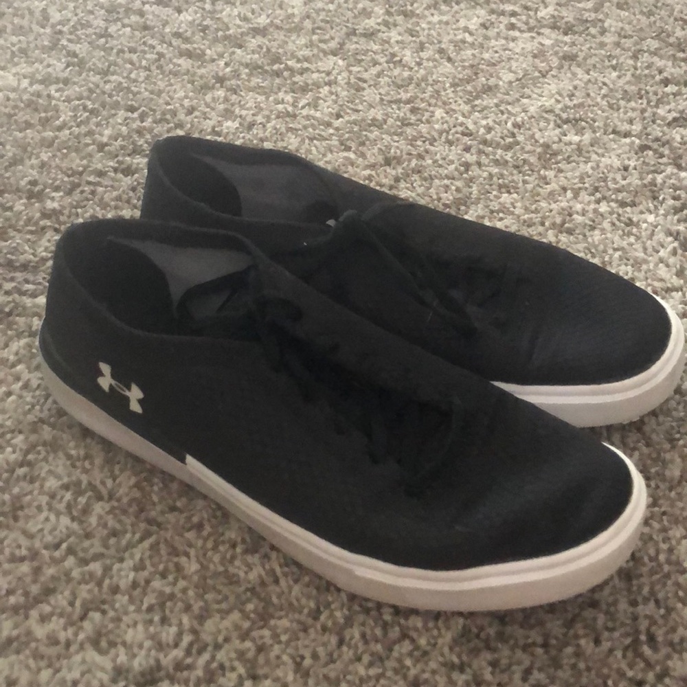 Under armor Tennis shoes